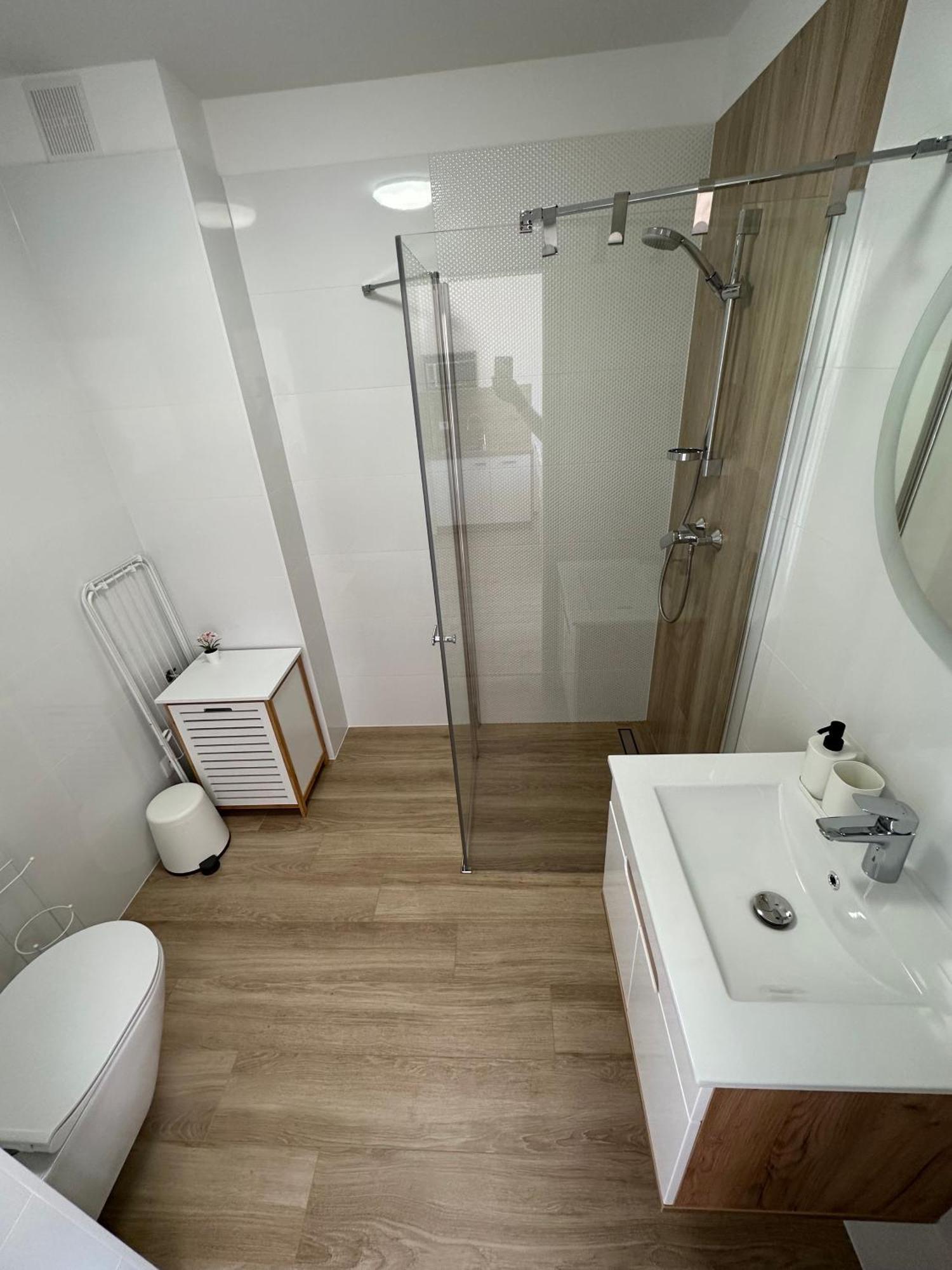Kolorowe Cieplice - Apartamenty Z Widokiem Na Karkonosze Jelenia Góra Exteriör bild